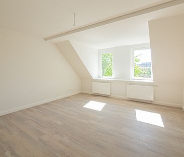 Einzigartige Dachetagenwohnung, im Erstbezug, nach energetischer Sanierung. - Foto 1