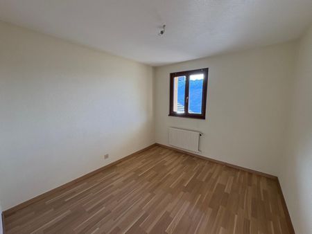 Charmant appartement en duplex de 4.5 pièces au rez-de-chaussée - Photo 3