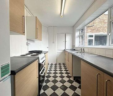 Manor Court, Cheshunt, EN8 - Photo 4