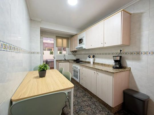 Avenida de Ausiàs March, Valencia, Valencian Community 46026 - Photo 1