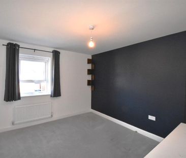 3 bedroom detached house to rent - Photo 6