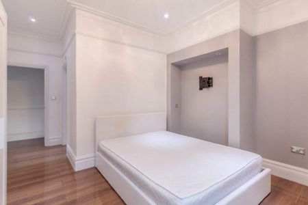 3 bedroom flat to rent - Photo 4