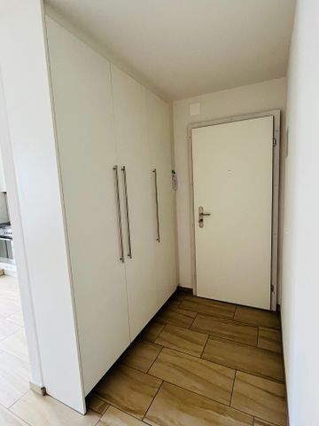 "moderne 3.5-Zimmer-Wohnung mit zwei Balkonen" - Foto 3