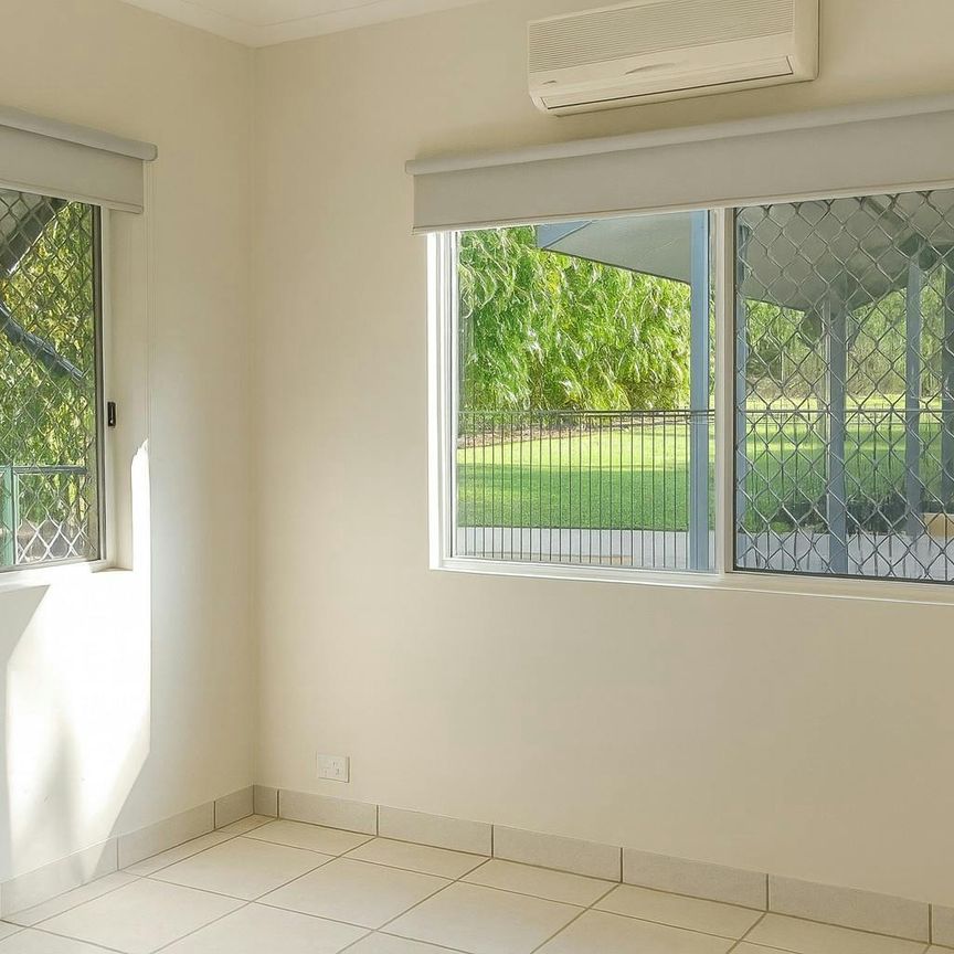 GREAT FAMILY HOME, RELAXING & QUIET - Photo 1