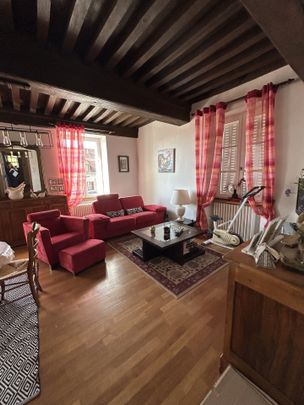 Location Appartement 4 pièces 185m² MONTCENIS 71710 - Photo 1