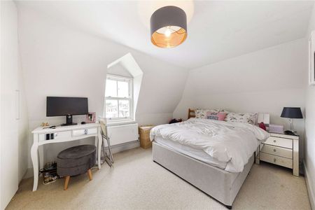 *3D Virtual Tour Available* Modern two double bedroom maisonette is located just off King Street - Photo 5