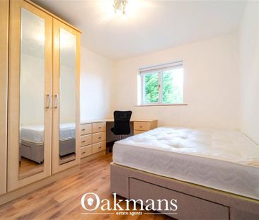 6 bedroom detached house to rent - Photo 5