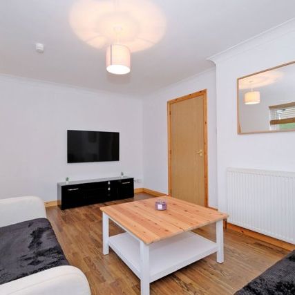 21b Pittodrie Place, AB24 5QR, Aberdeen - Photo 1