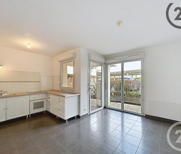 Location Appartement 1 pièce 30m² SAVIGNY LE TEMPLE 77176 - Photo 3