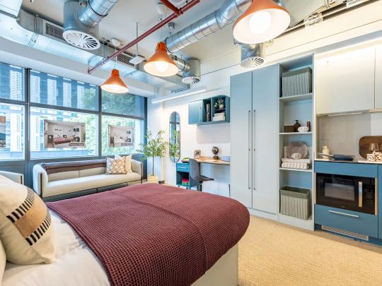 Platinum Studio - Photo 1