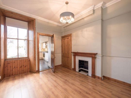 4 bedroom terraced house to rent - Photo 1