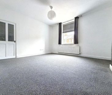 Shop Row, Philadelphia , Houghton Le Spring, Tyne and Wear, DH4 4JD - Photo 3