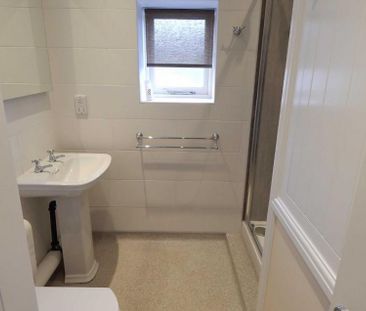 2 Bedroom Terraced To Let - Photo 5