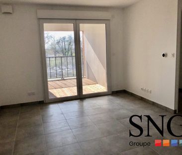 T2 AVEC LOGGIA ET UN PARKING INTERIEUR - Photo 1