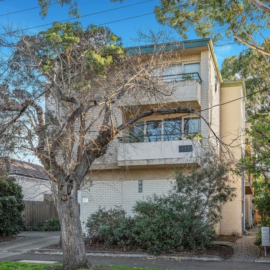 Location & lifestyle! - Photo 1