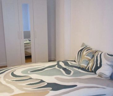 Piso de alquiler en Isabel II, Amara - Photo 3