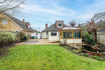 4 bedroom bungalow to rent - Photo 2