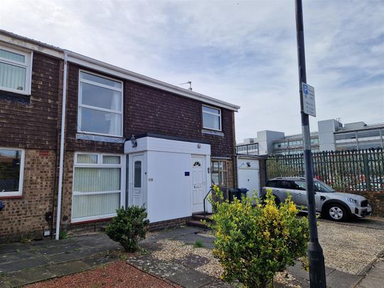 2 bed flat to rent in Trentham Avenue, Newcastle Upon Tyne, NE7 - Photo 1