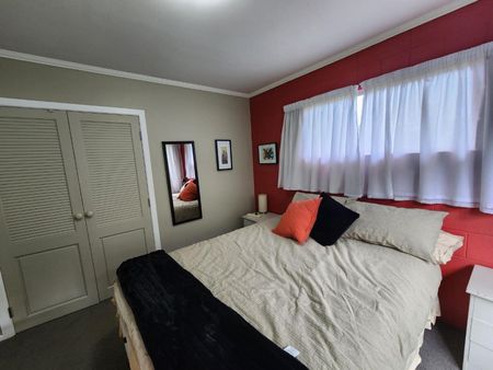 Fully furnished In Fitzroy - Photo 4