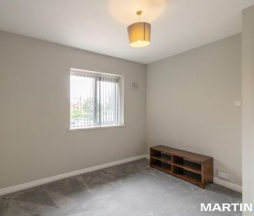 3 bedroom end of terrace house to rent - Photo 2