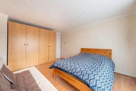 Dimmock Drive, Greenford, UB6 - Photo 4