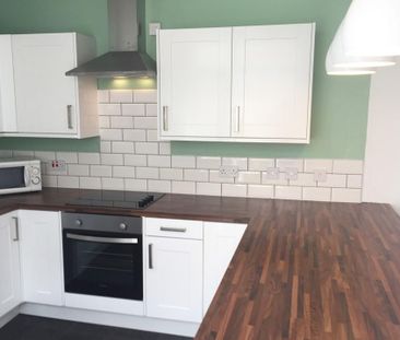 6 bedroom terraced house to rent - Photo 5