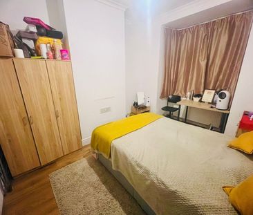 Room in a Shared House, Sherwood Road, HA2 - Photo 3