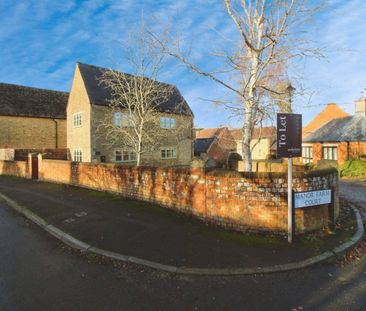 Manor Farm, Purton Stoke, Swindon, Swindon, SN5 - Photo 3