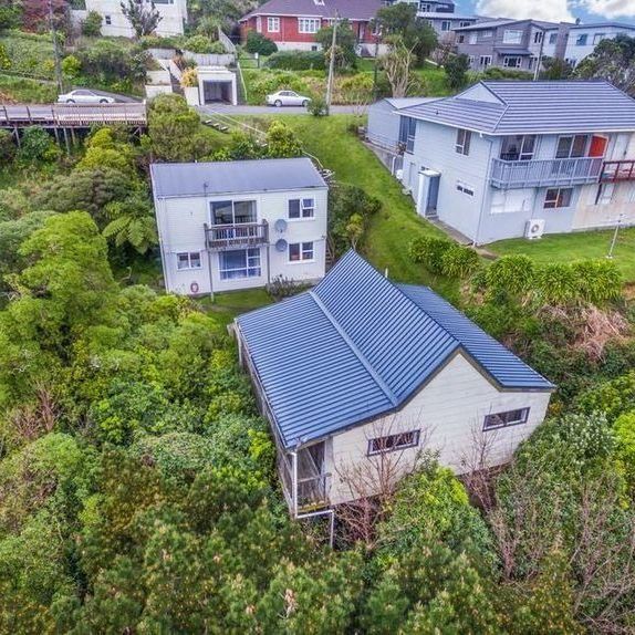 55 Mandalay Terrace, Khandallah - Photo 1