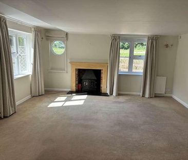 Manor Farm Cottage, Etchilhampton, SN10 - Photo 1