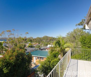 Double storey, 4 bedroom, 2 bathroom house ideal for families - Photo 6
