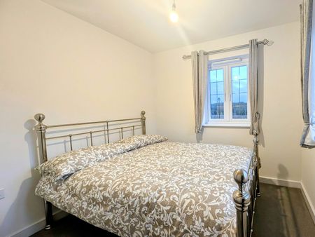 Detached house to rent on - Photo 2