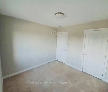 Condo Townhouse For Lease | N9261620 - Photo 4