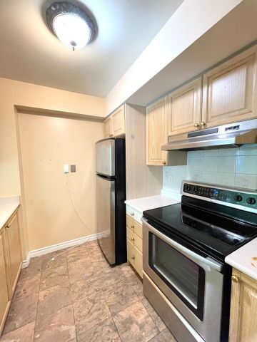 For Lease - 238 Doris Avenue Unit# 511, Toronto, Ontario - Photo 5