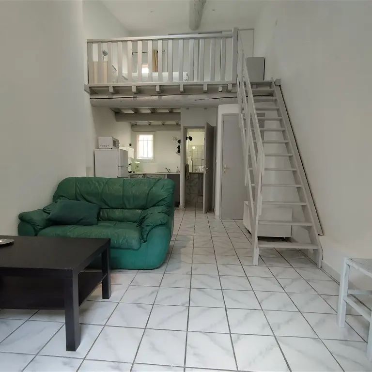 Location appartement 1 pièce - 36m² à Apt (84400) - Photo 1