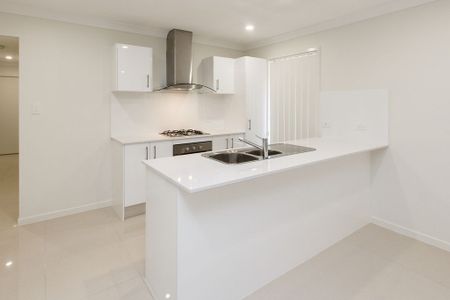 For Lease – Modern 4-Bedroom Family Home in Coomera - Photo 5