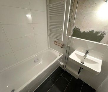 Renovierungsbedürftig, aber viel Raum für Gestaltung - 1-Zimmer Woh... - Foto 3