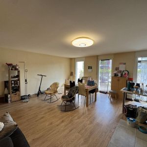 Ecublens 3½ rooms on the ground floor - Photo 2