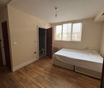 High St, Tonbridge - Photo 1