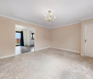 Ash Tree Close, Chesterfield - Photo 2