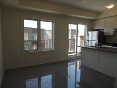 For Lease - 9436 Bayview Avenue Unit# Coach, Richmond Hill, Ontario - Photo 2