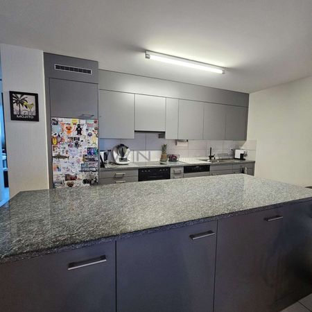 Stilvolles Wohnen mit Weitblick in die Churer Alpen - Foto 2