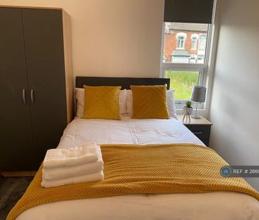 1 bedroom in a house share to rent - Photo 4