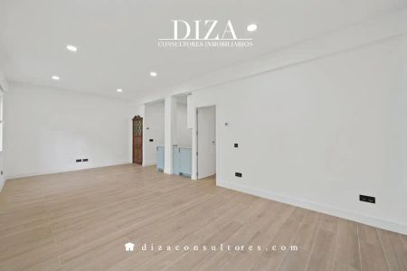 Piso de alquiler en De Cristóbal Bordiú, Ríos Rosas - Nuevos Ministerios - Photo 2