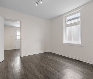 For Lease - 2040 Dundas Street Unit# 2, Toronto, Ontario - Photo 3
