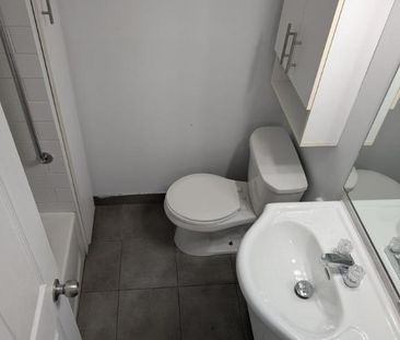 2 CH - 1 SDB - Québec - $1,349 /mo - Photo 2