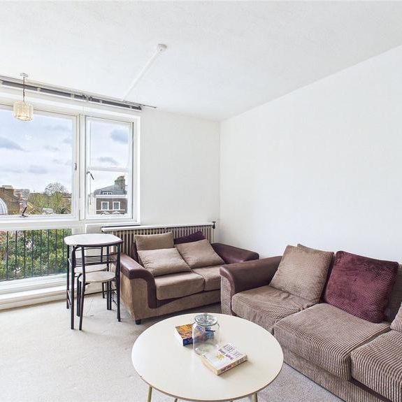 Studio to rent - Photo 1