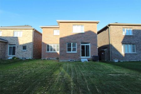 For Lease - 42 Barchard Street, Clarington, Ontario - Photo 2