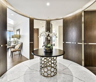 3 bedroom flat to rent - Photo 4