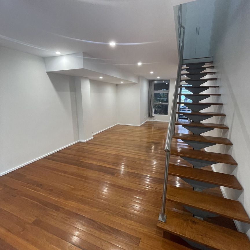 Funky Terrace in Prime Position - Photo 1